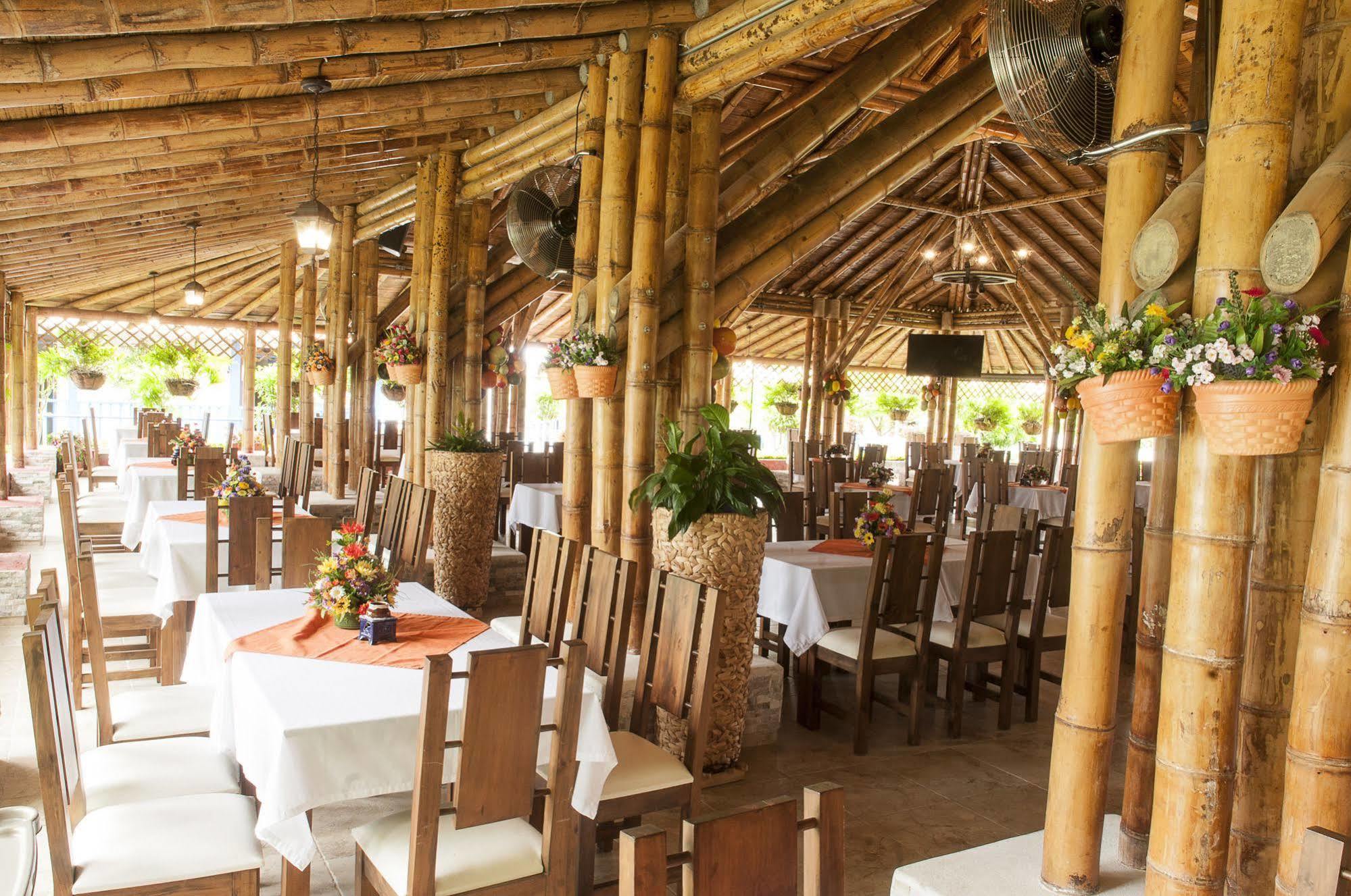 Hotel Campestre Tardes Calenas Yumbo 외부 사진